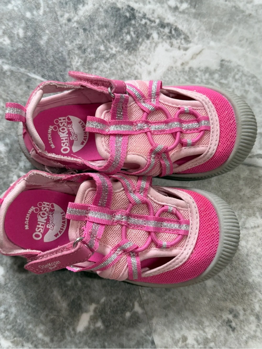 OshKosh B’gosh Girls Size 8 Pink Water Sandals Closed Toe Sport Shoes